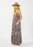 Donna Spaghetti Strap Tiered Maxi Dress
